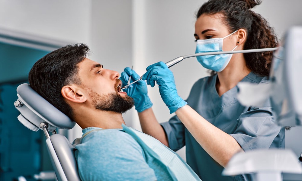 Careful Dental Preparation Helps Children Feel Safe during Tooth Removal Procedures